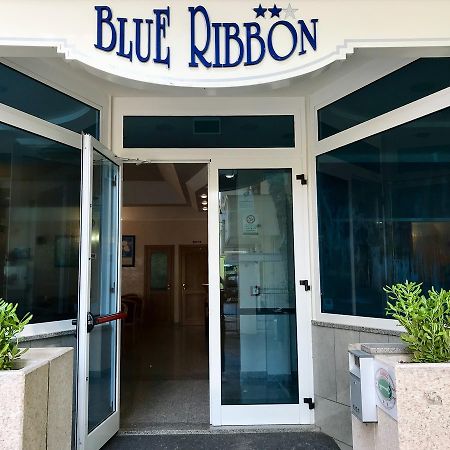 Hotel Blue Ribbon Римини Екстериор снимка