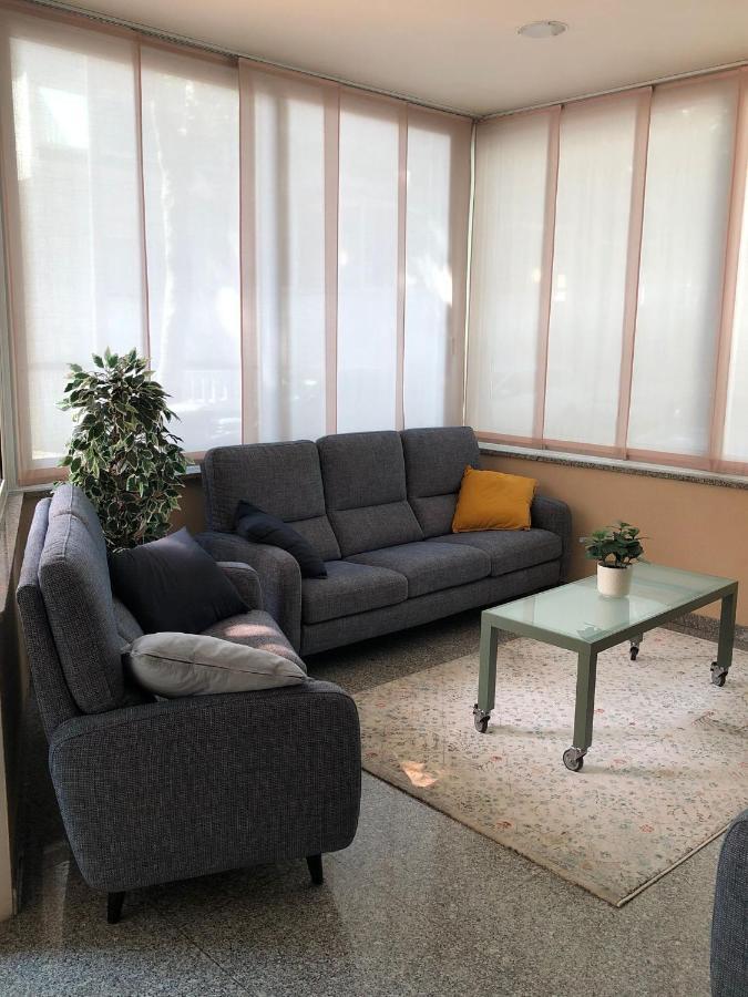 Hotel Blue Ribbon Римини Екстериор снимка