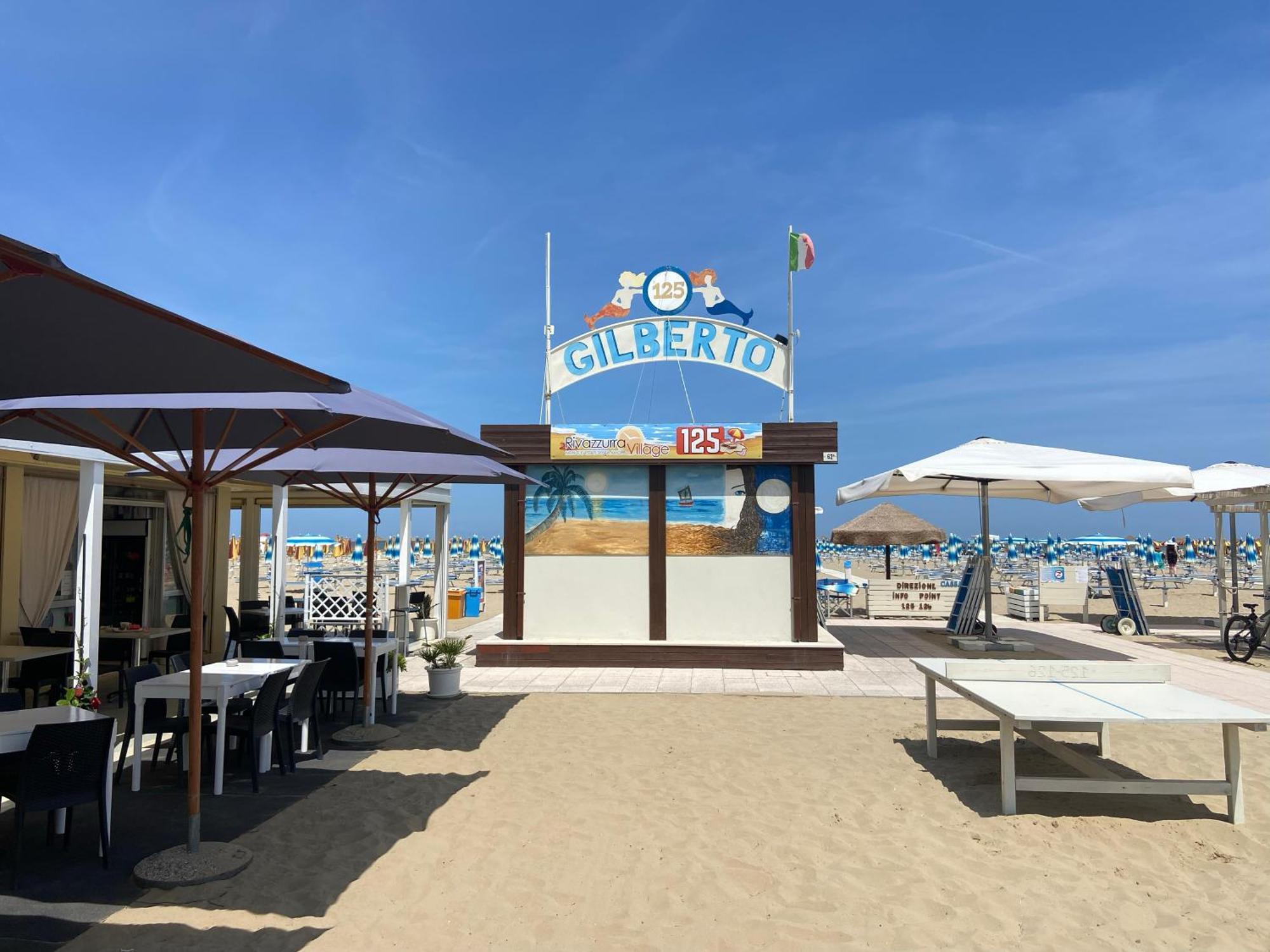 Hotel Blue Ribbon Римини Екстериор снимка